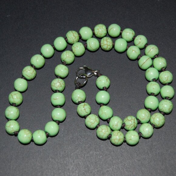 Green Stone Necklace,Hand Knotted Necklace,Green Necklace - Picture 1 of 4